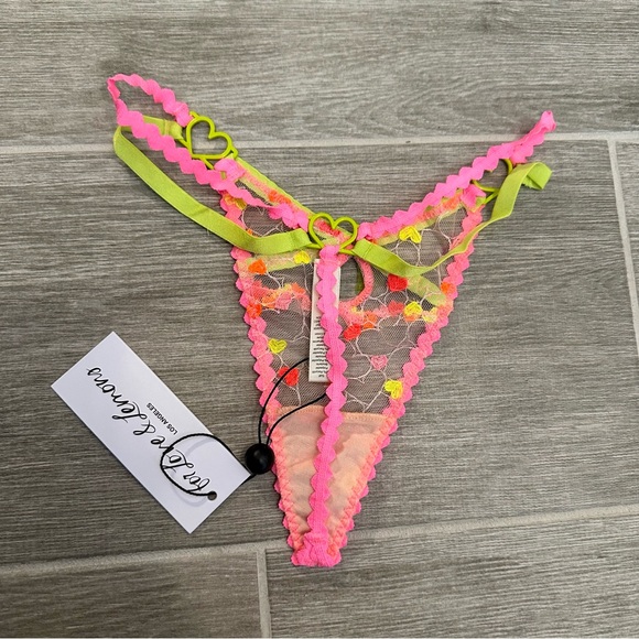NWT | For Love & Lemons Tossed Heart Embroidery Thong XXS - Picture 4 of 4